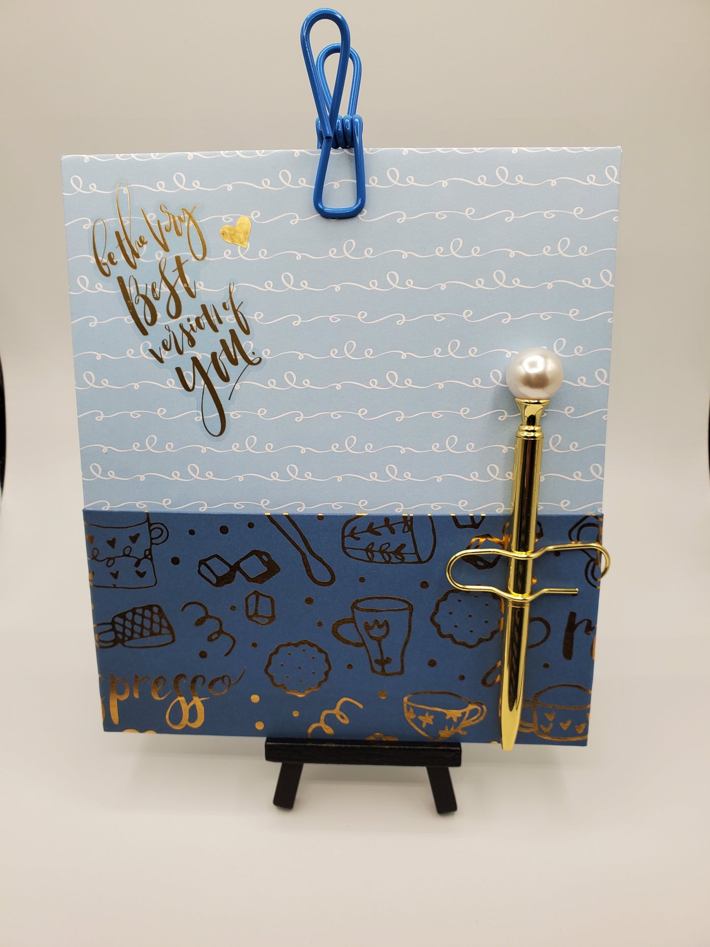 7x8 Clipboard with Pocket & Pearl Top Pen